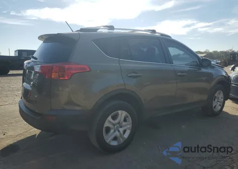 2015 Toyota Rav4 Le z USA, uszkodzony, nr VIN JTMZFREV6FD044651